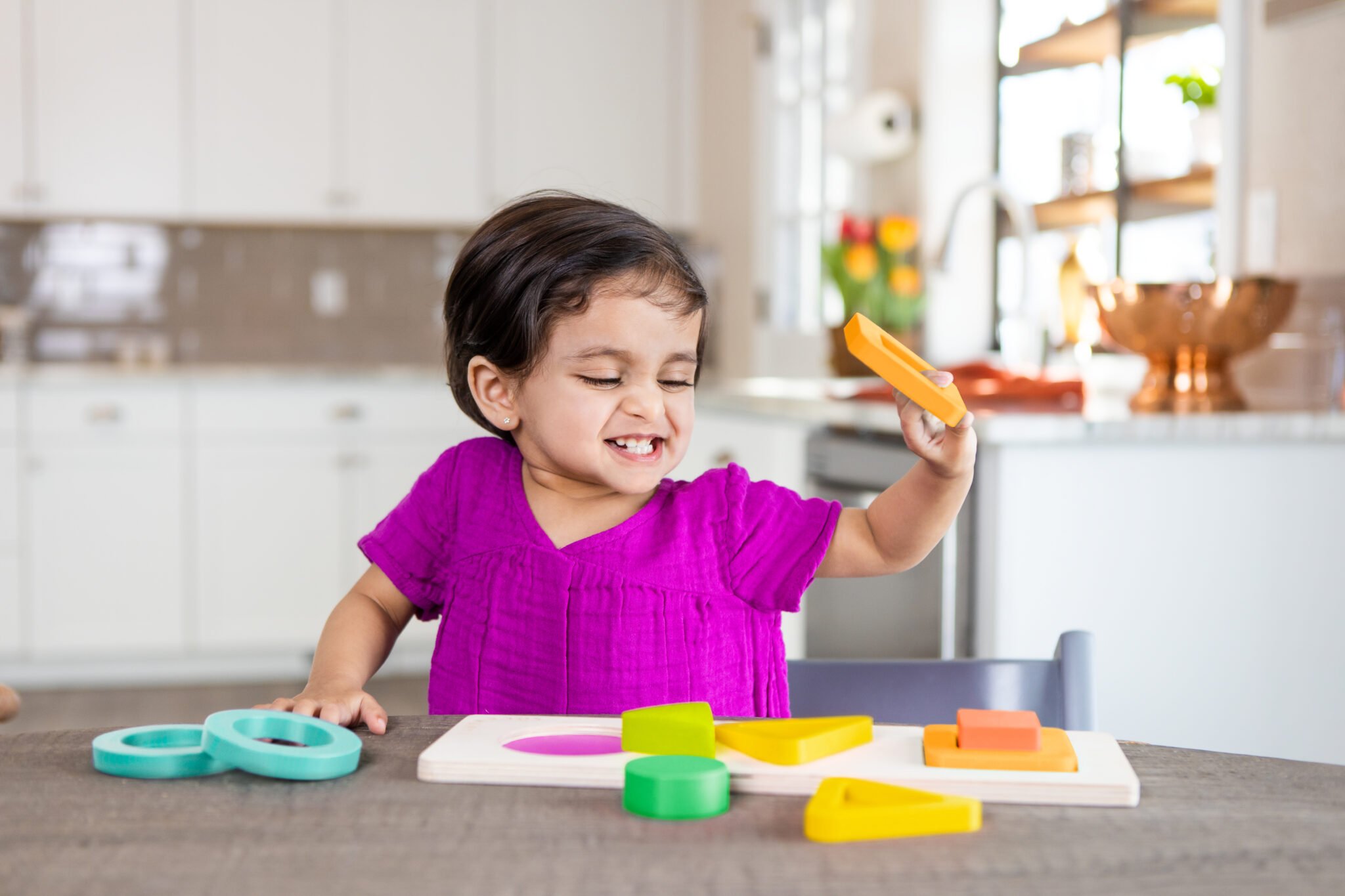 when-can-baby-play-with-wooden-puzzles-woodadatoy